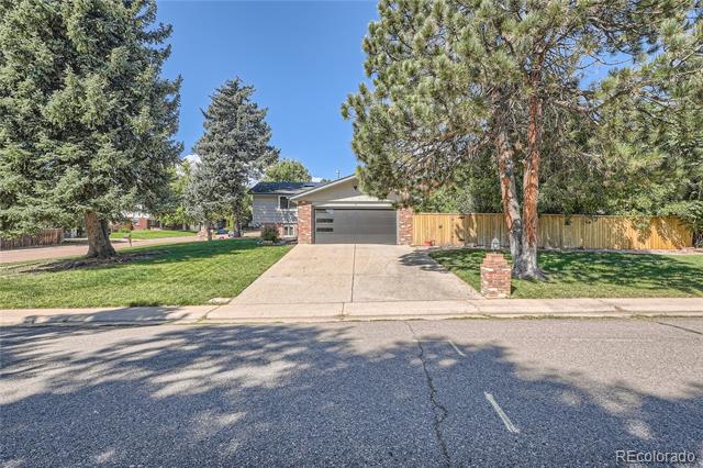 5309 W Roxbury Place