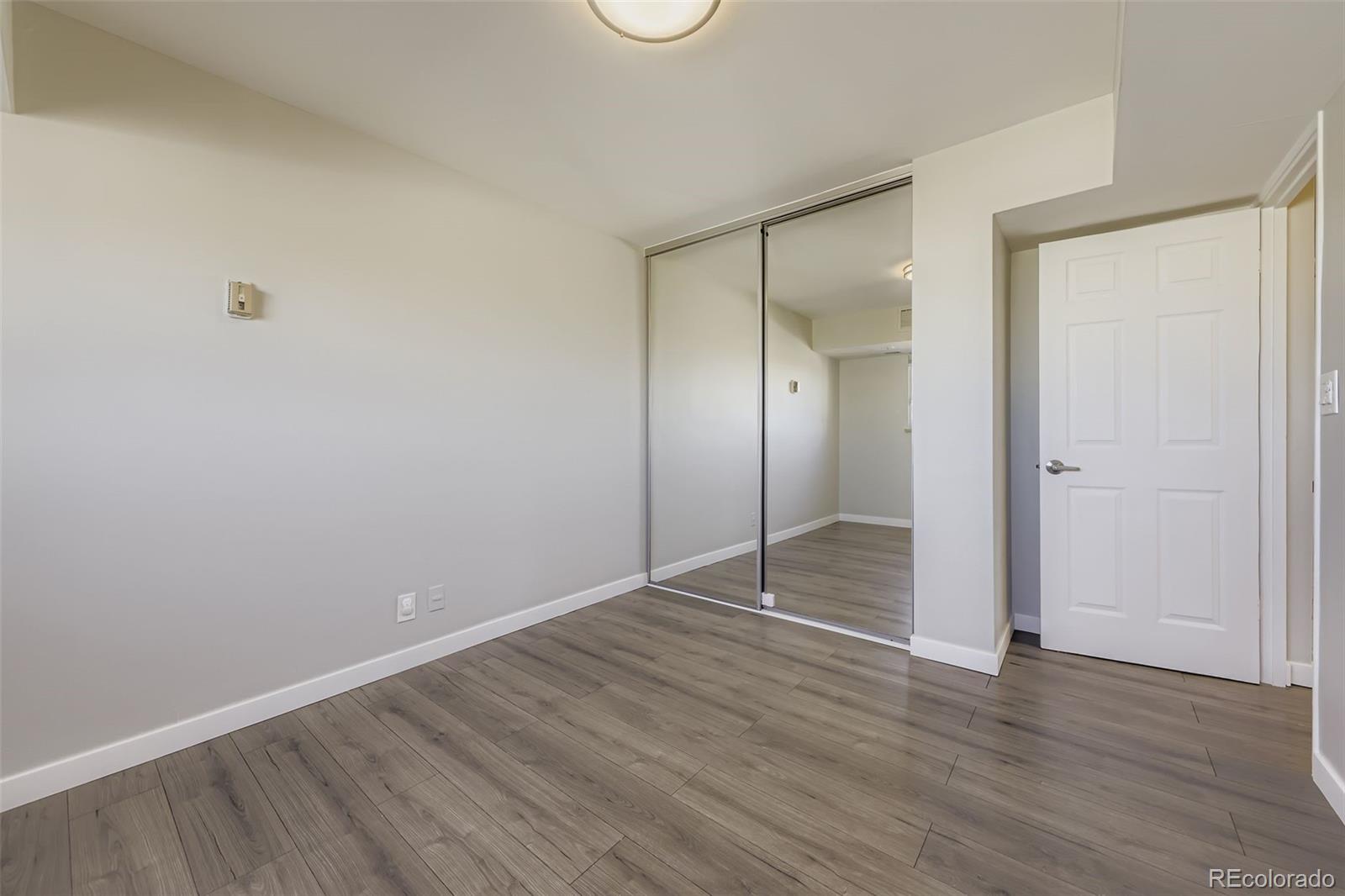 1121 Albion Street Unit: 709