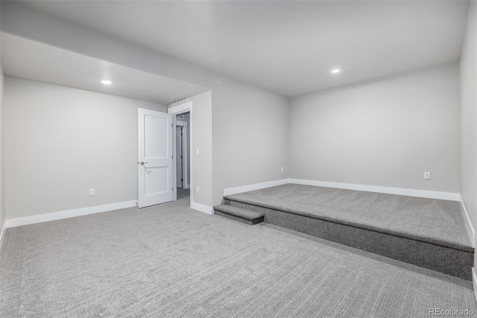 23814 E 36th Place