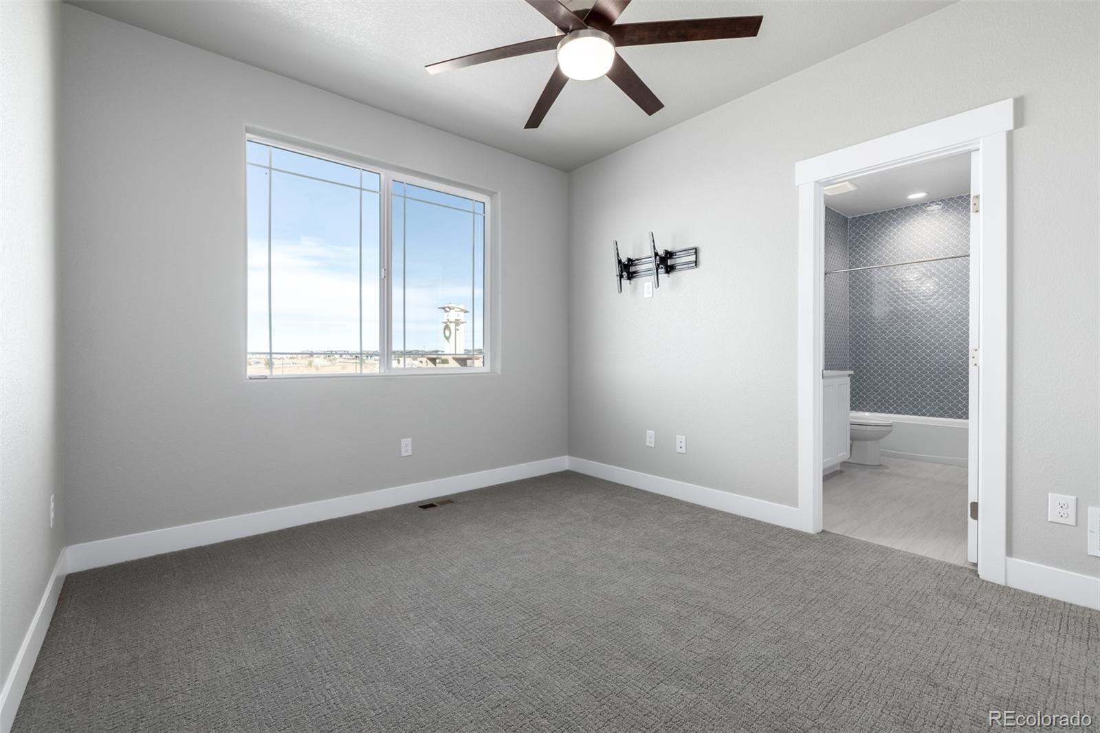 23814 E 36th Place