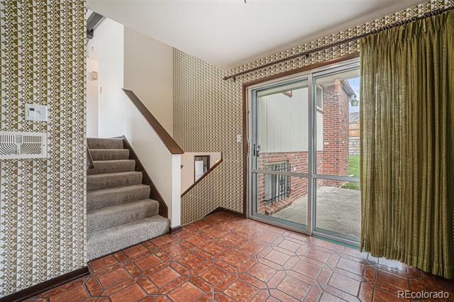 11081 W 71st Place