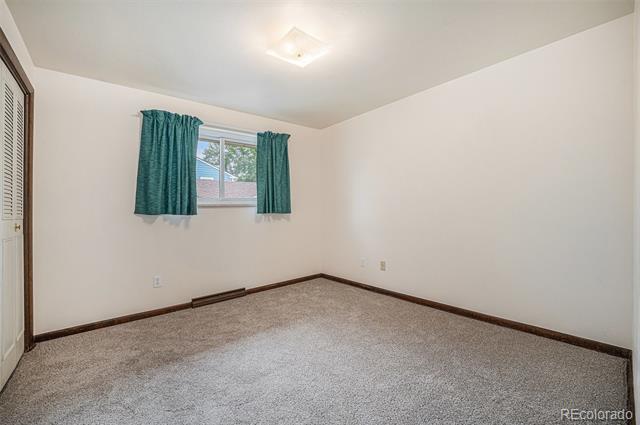 11081 W 71st Place