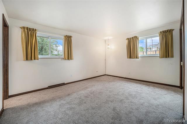 11081 W 71st Place