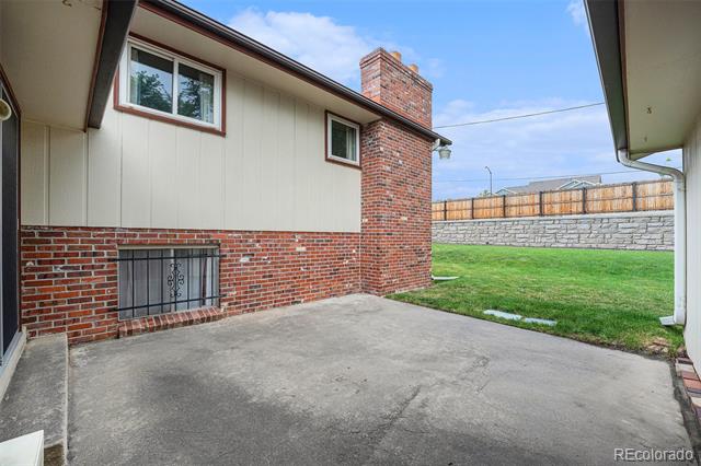 11081 W 71st Place