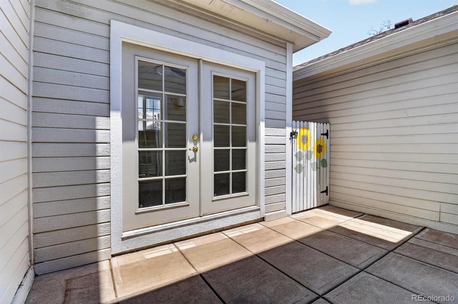 8300 E Fairmount Drive Unit: NN102
