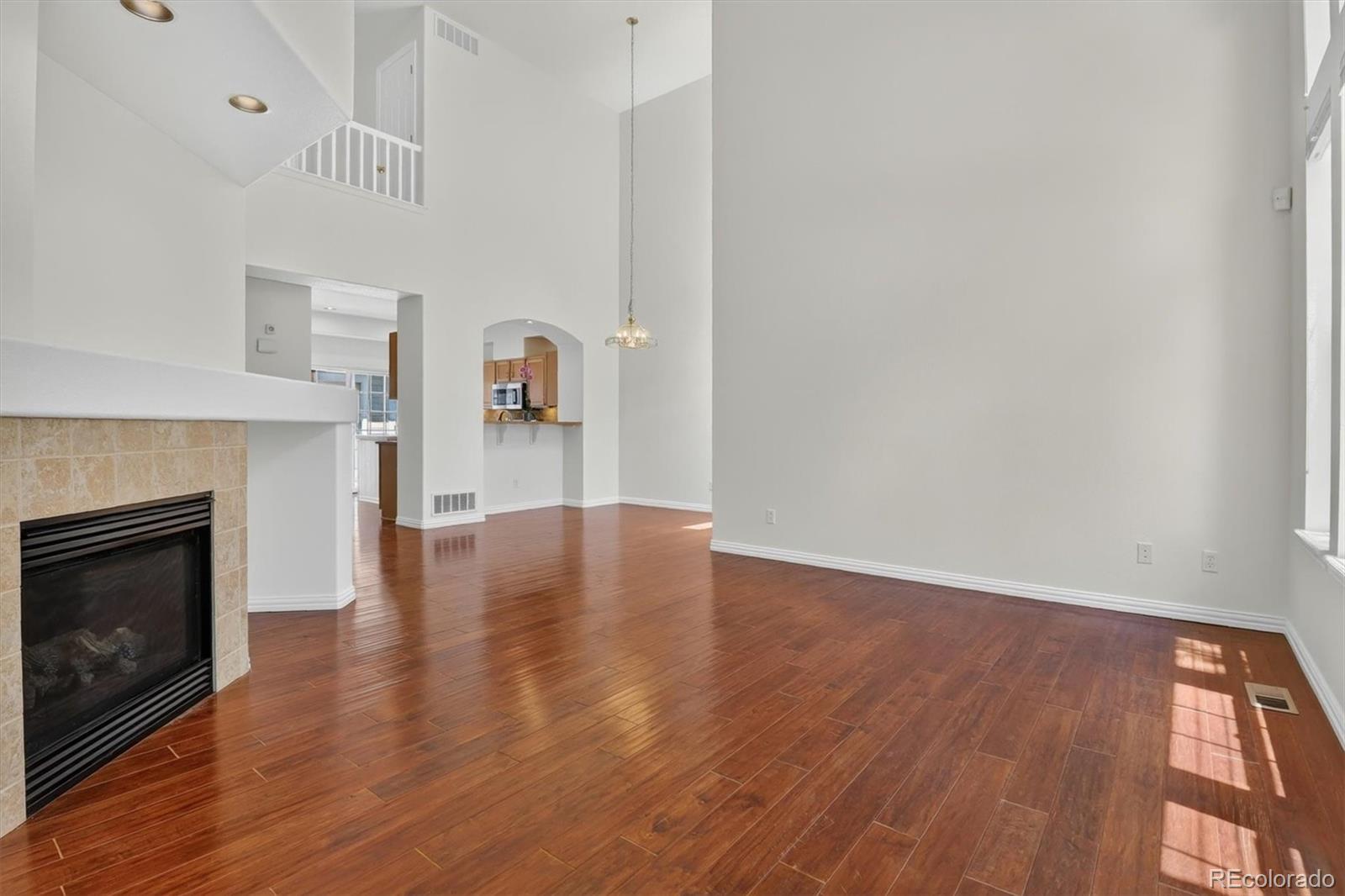 8300 E Fairmount Drive Unit: NN102