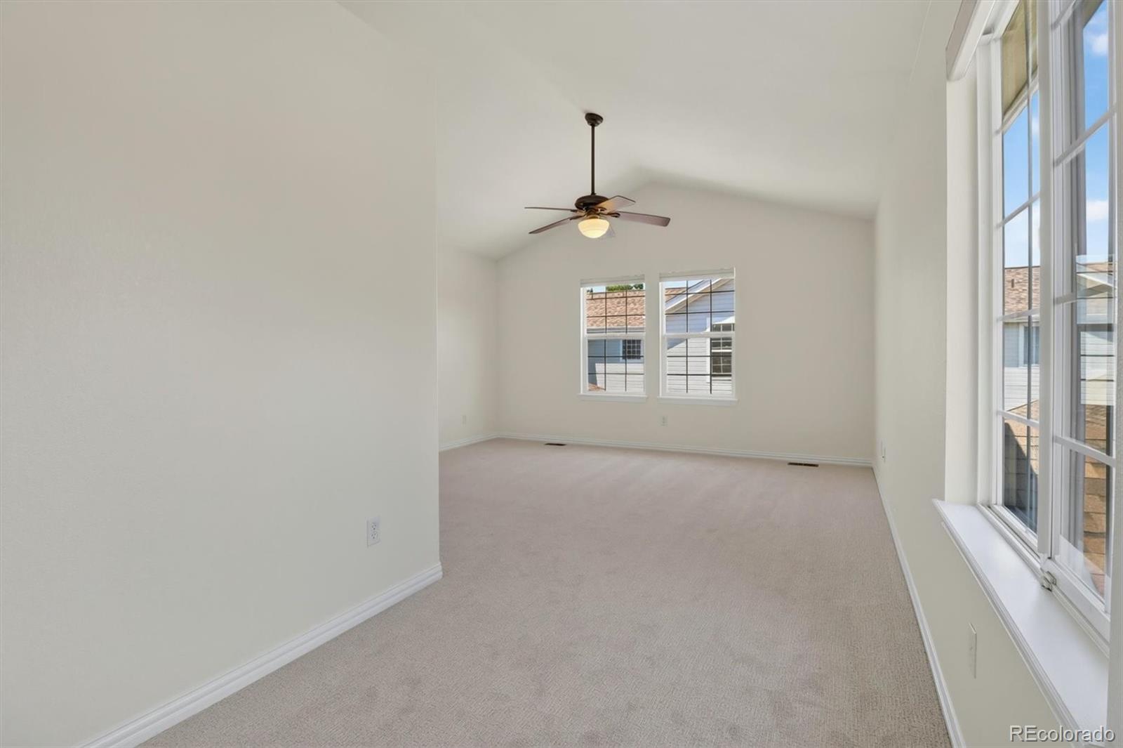 8300 E Fairmount Drive Unit: NN102