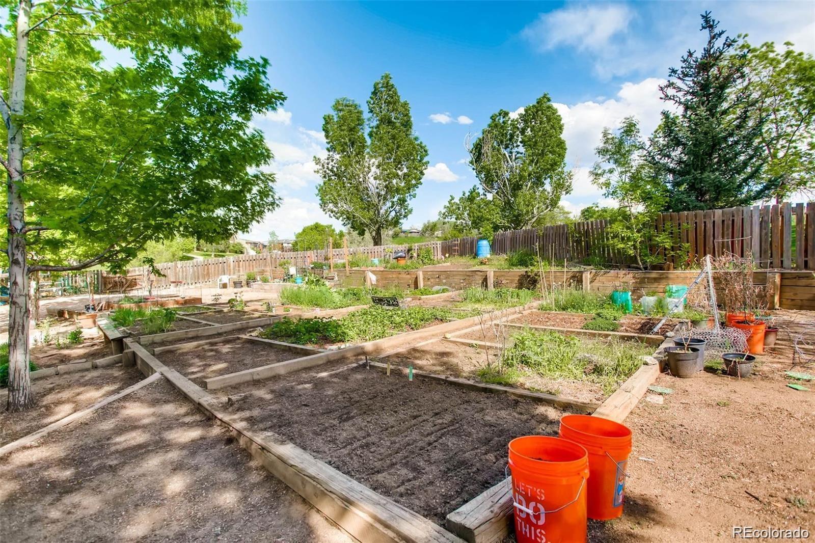 1350 Golden Circle Unit: 308