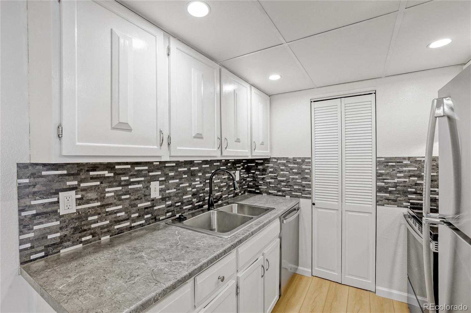 1350 Golden Circle Unit: 308