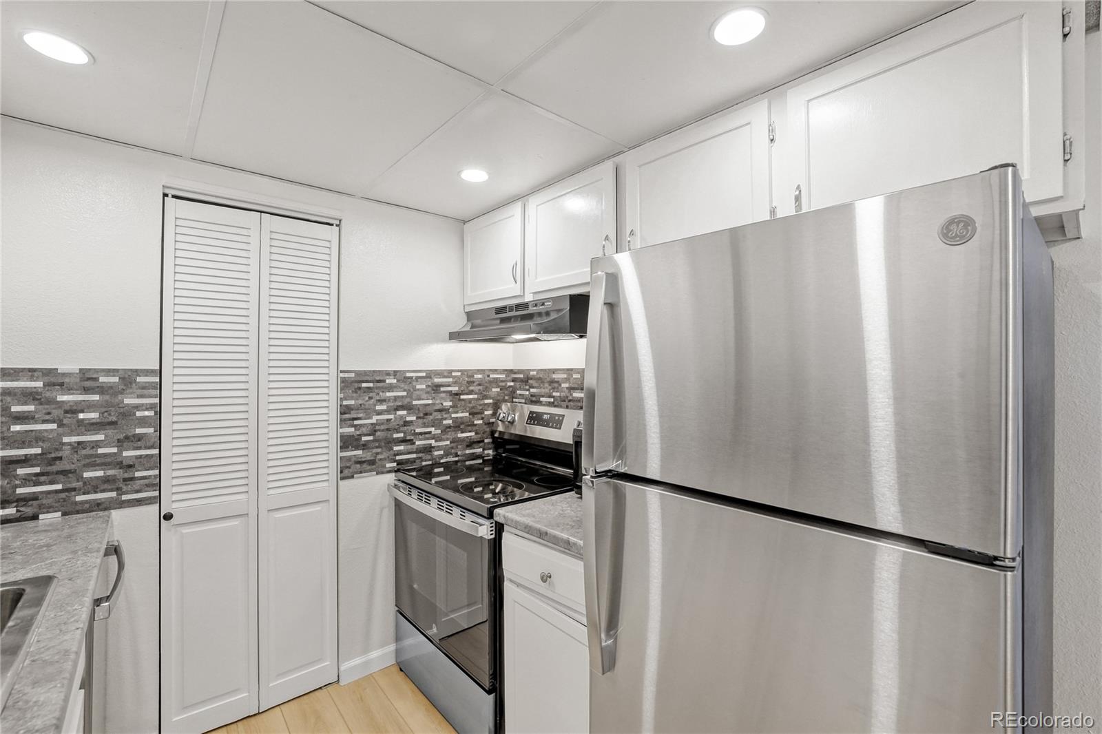 1350 Golden Circle Unit: 308