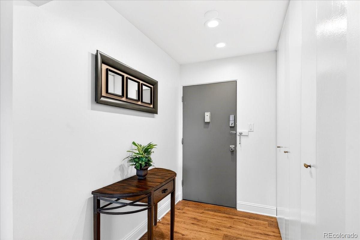 855 N Pennsylvania Street Unit: 411