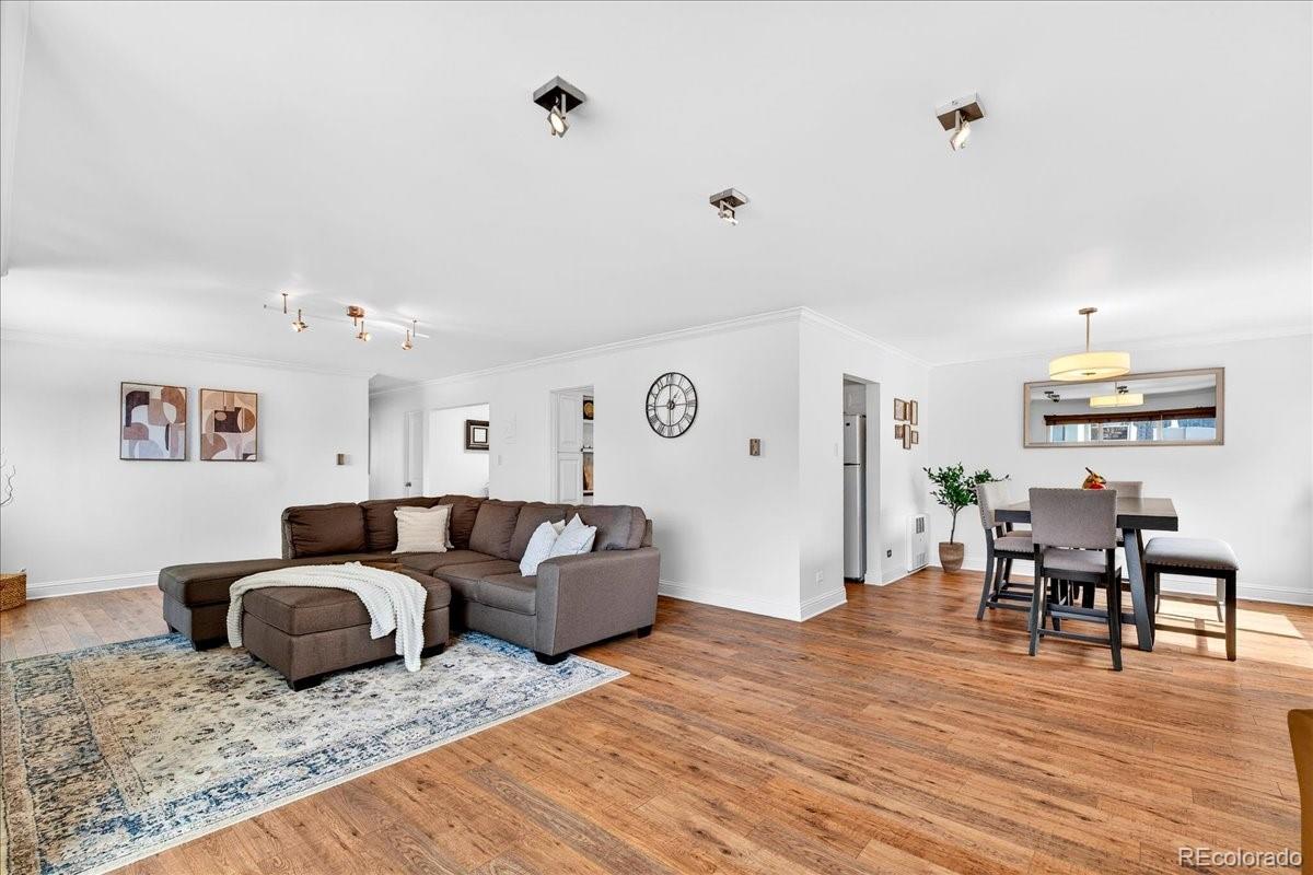 855 N Pennsylvania Street Unit: 411