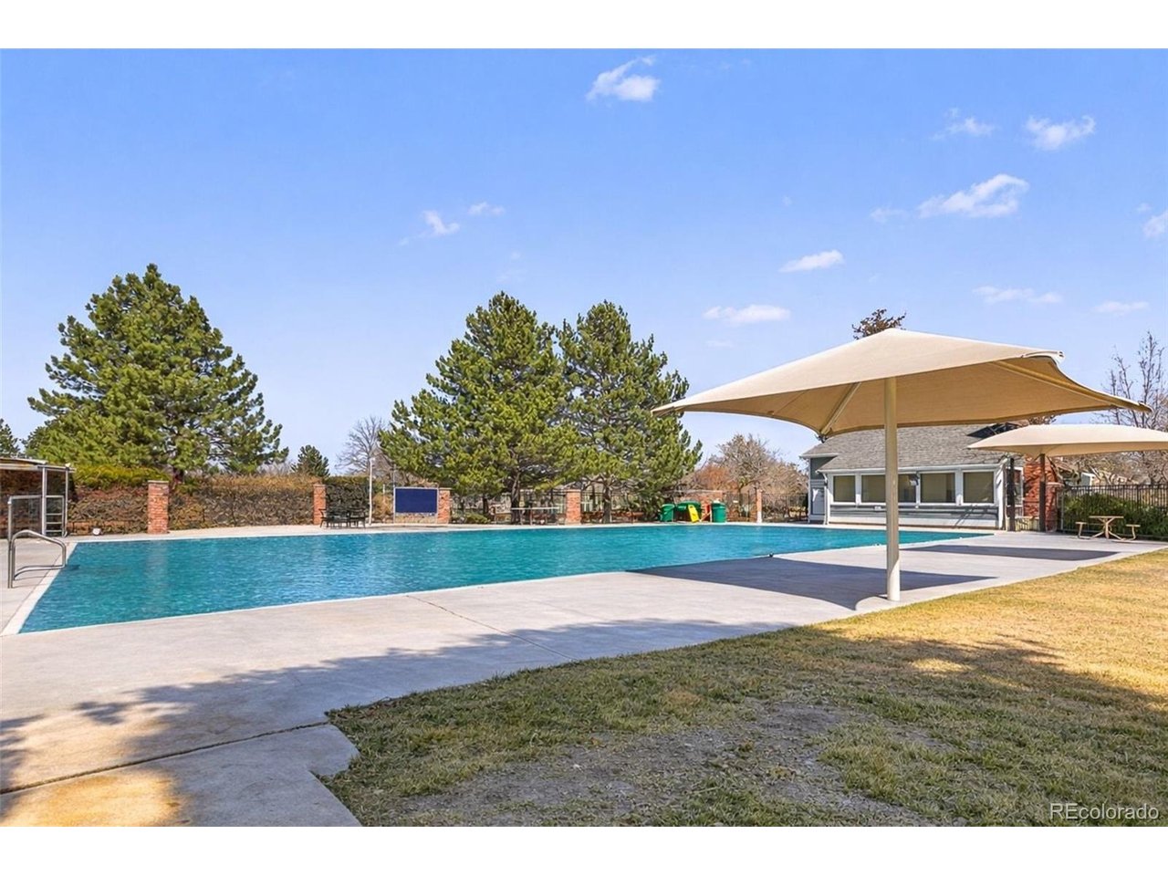 10015 Hooker Ct