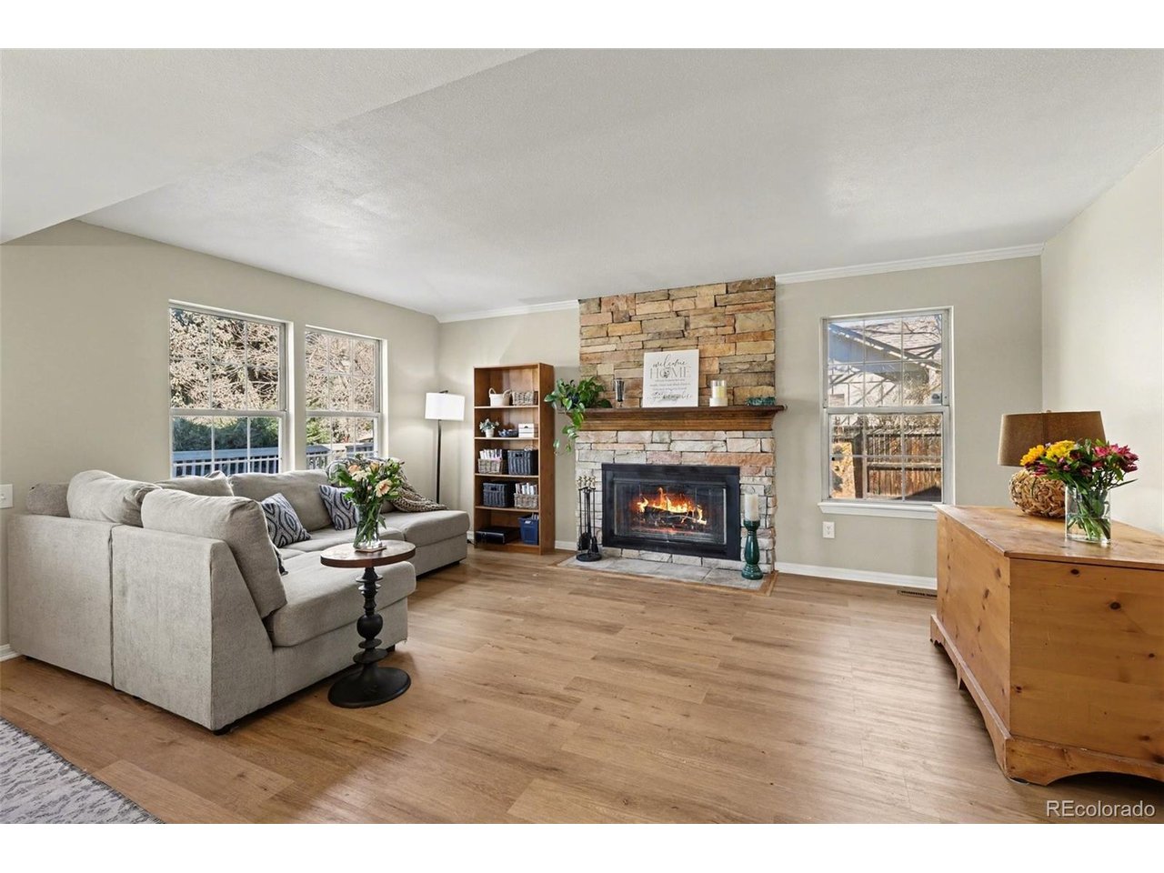 10015 Hooker Ct