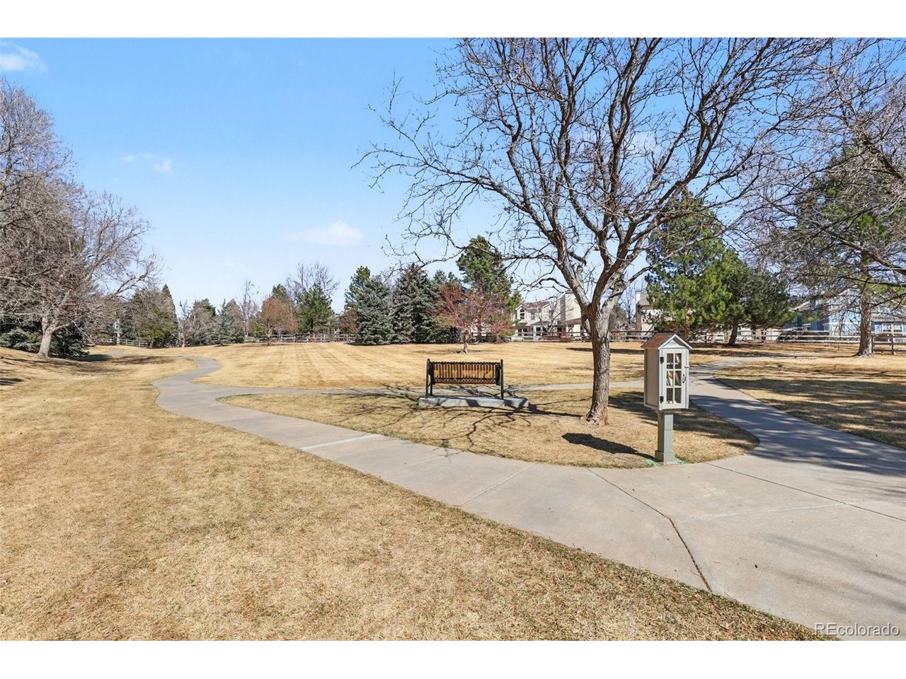 10015 Hooker Ct