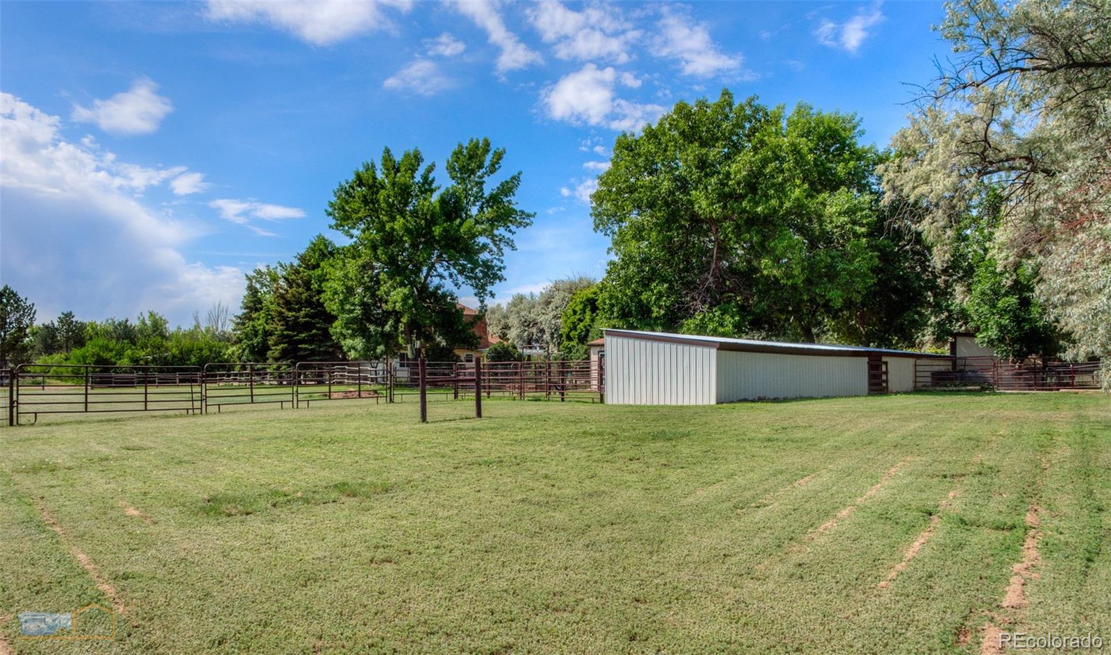 1813 Pikes Peak Street