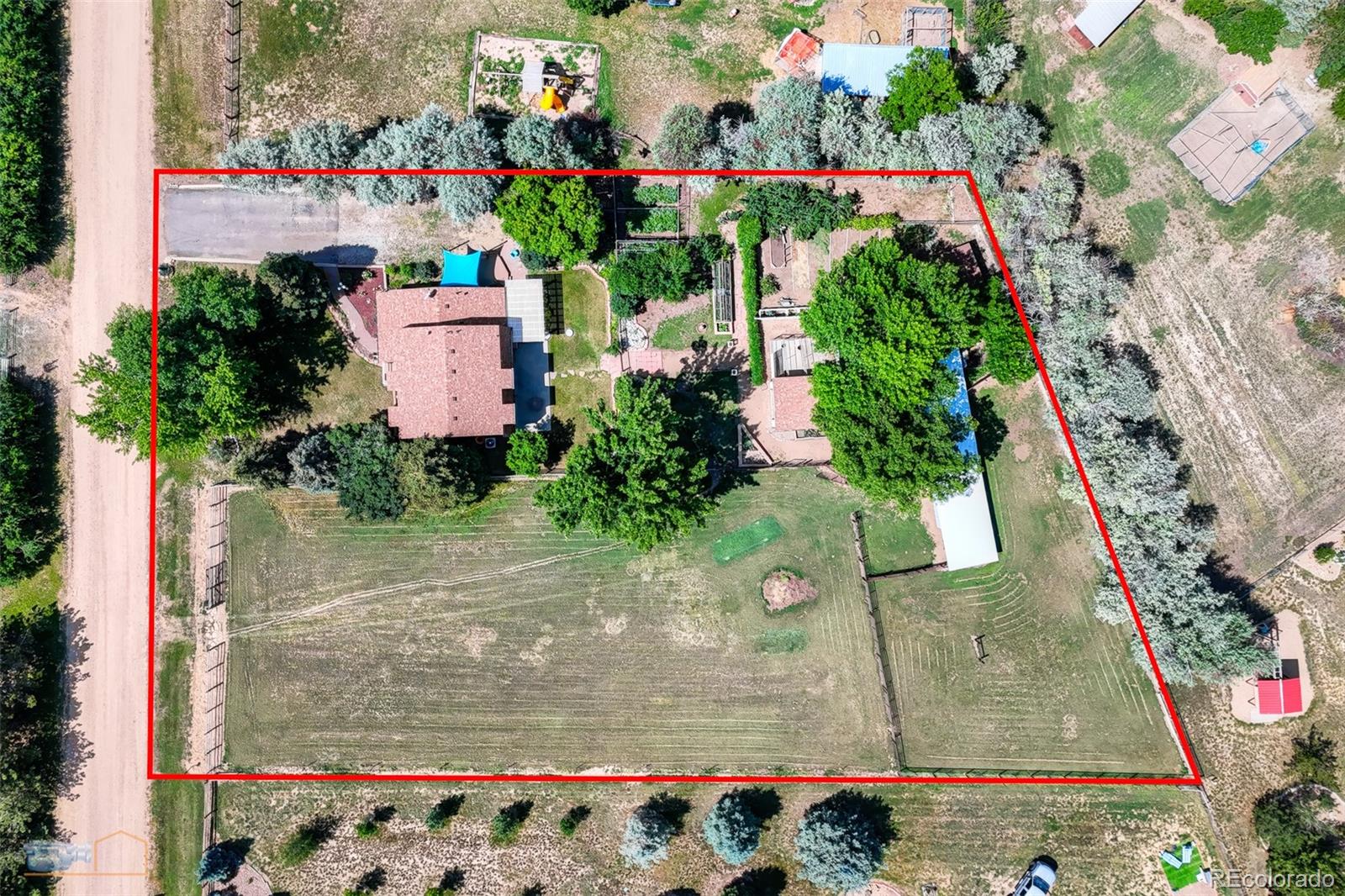 1813 Pikes Peak Street