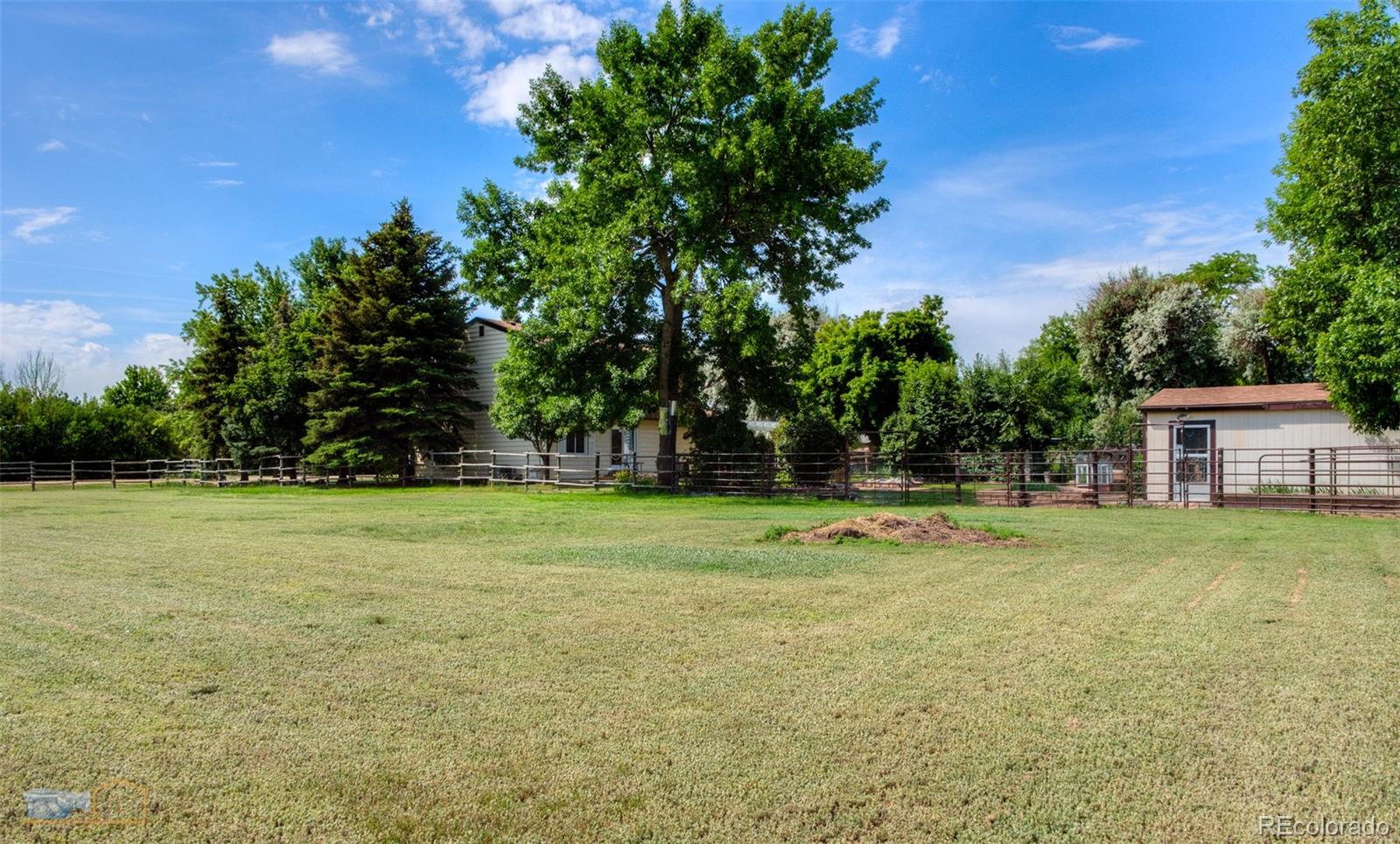 1813 Pikes Peak Street