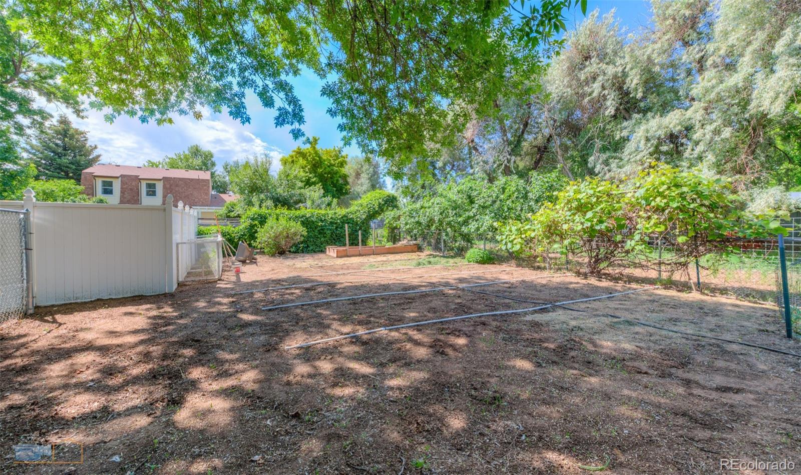 1813 Pikes Peak Street