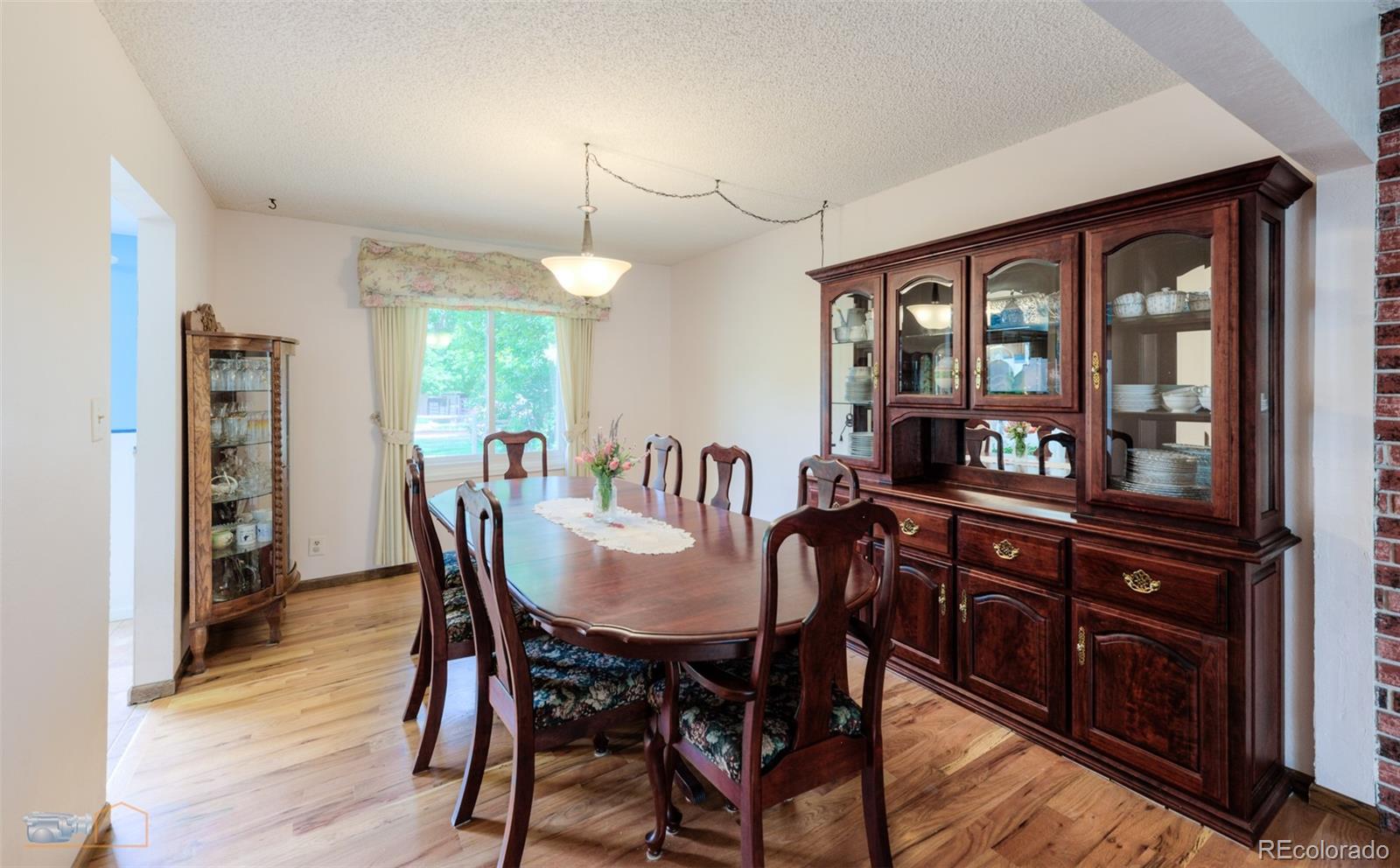 1813 Pikes Peak Street