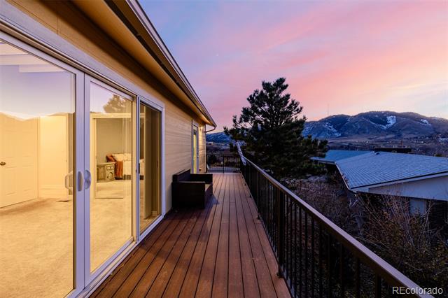 318 Lookout View Court