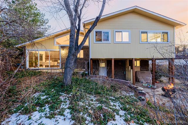 318 Lookout View Court