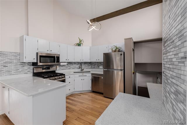318 Lookout View Court