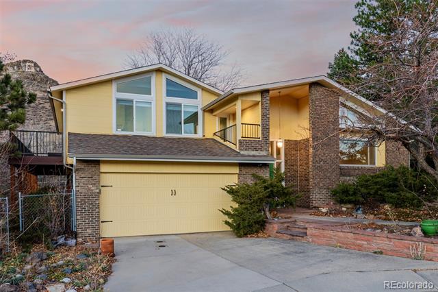 318 Lookout View Court