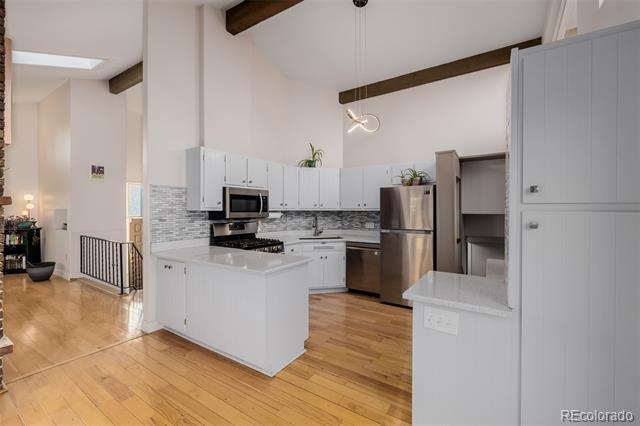 318 Lookout View Court