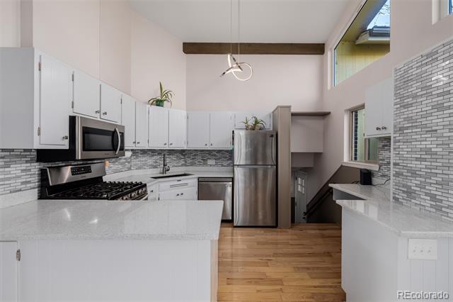 318 Lookout View Court