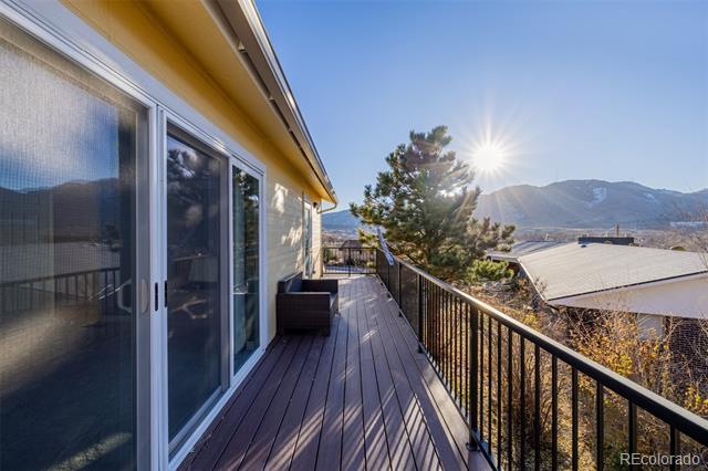 318 Lookout View Court