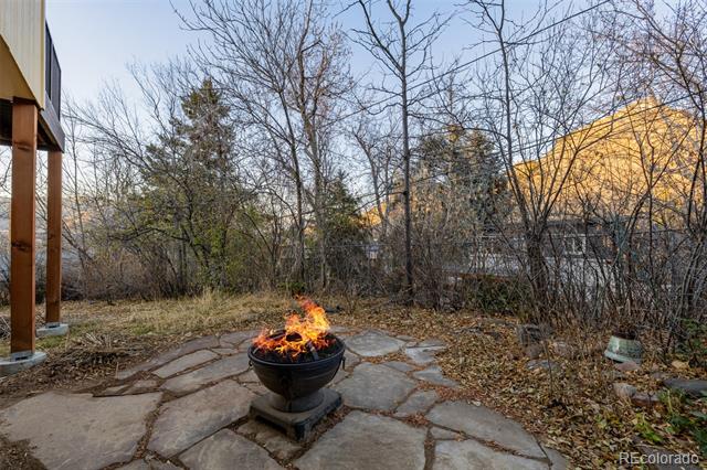 318 Lookout View Court