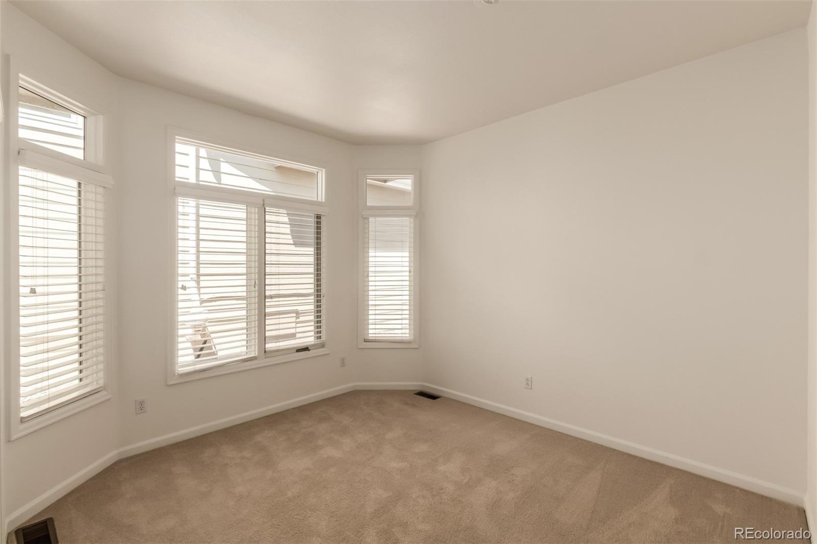 5322 Shetland Court
