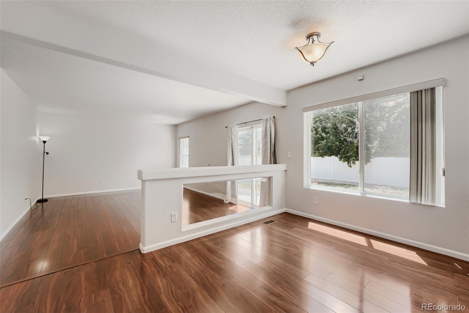 19034 Burlington Place