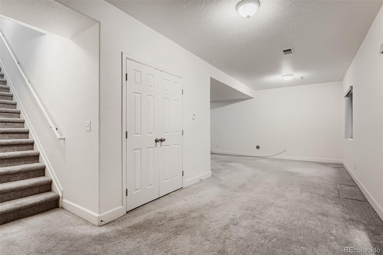 19034 Burlington Place