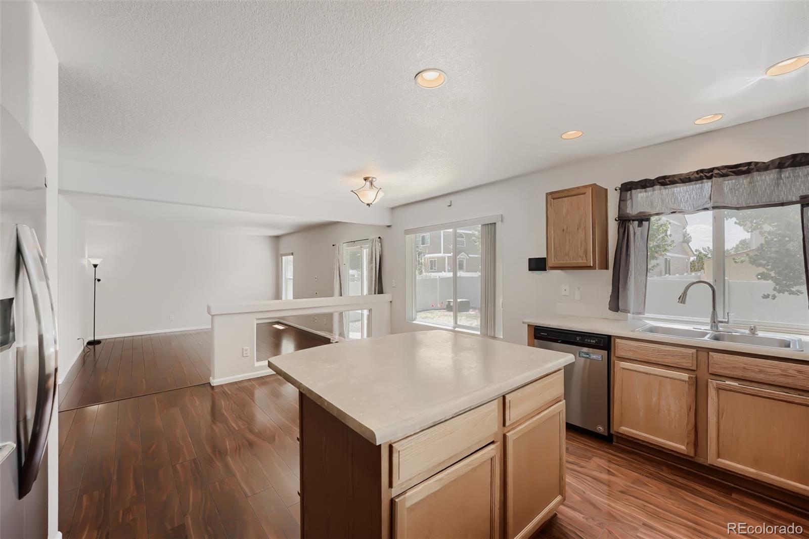 19034 Burlington Place