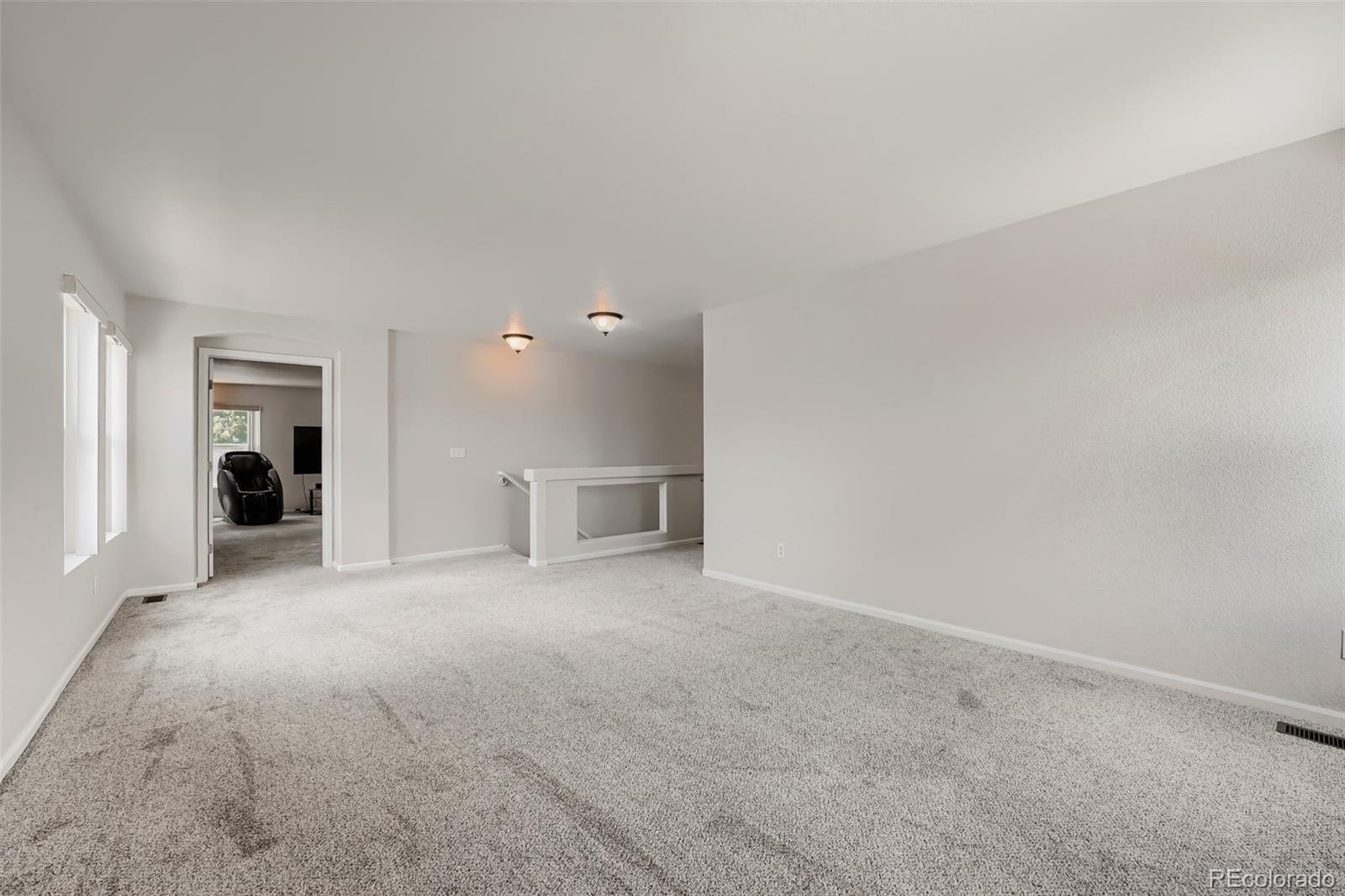 19034 Burlington Place