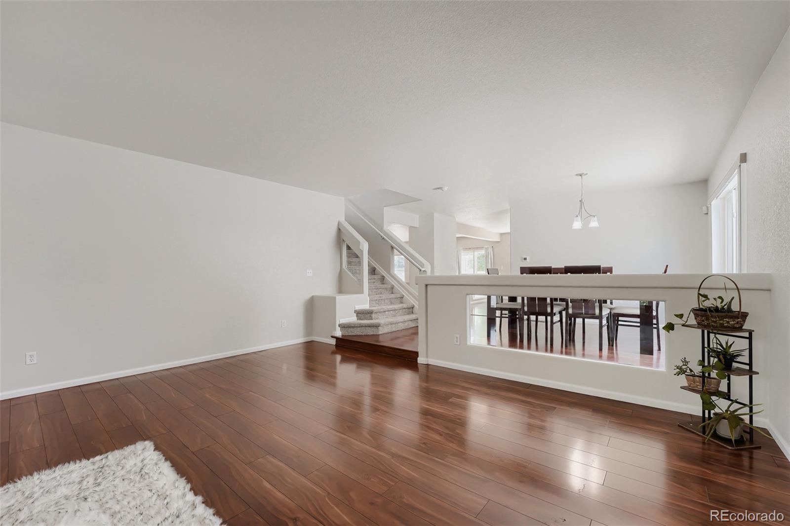 19034 Burlington Place