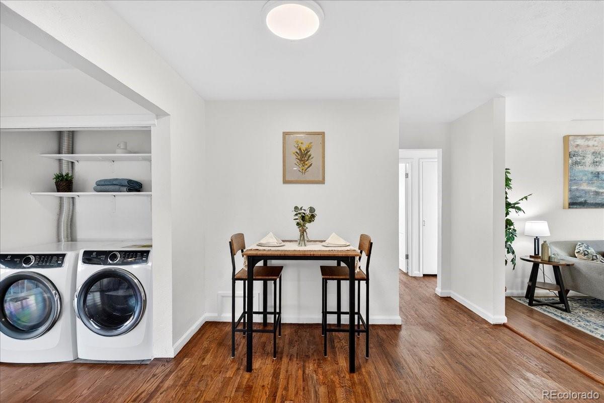 1990 S Irving Street