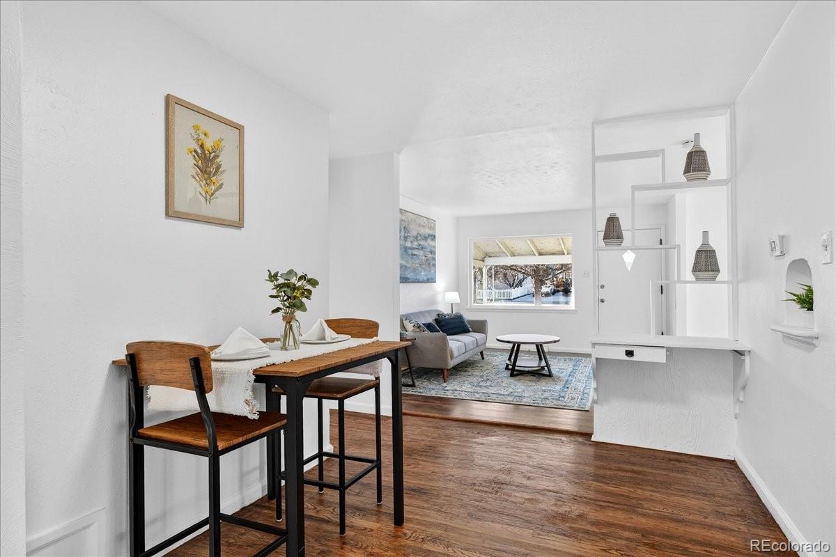 1990 S Irving Street