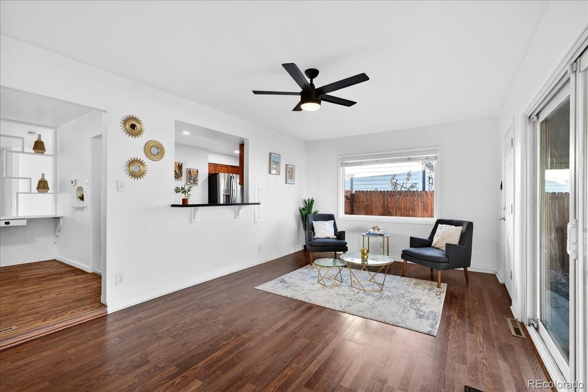 1990 S Irving Street