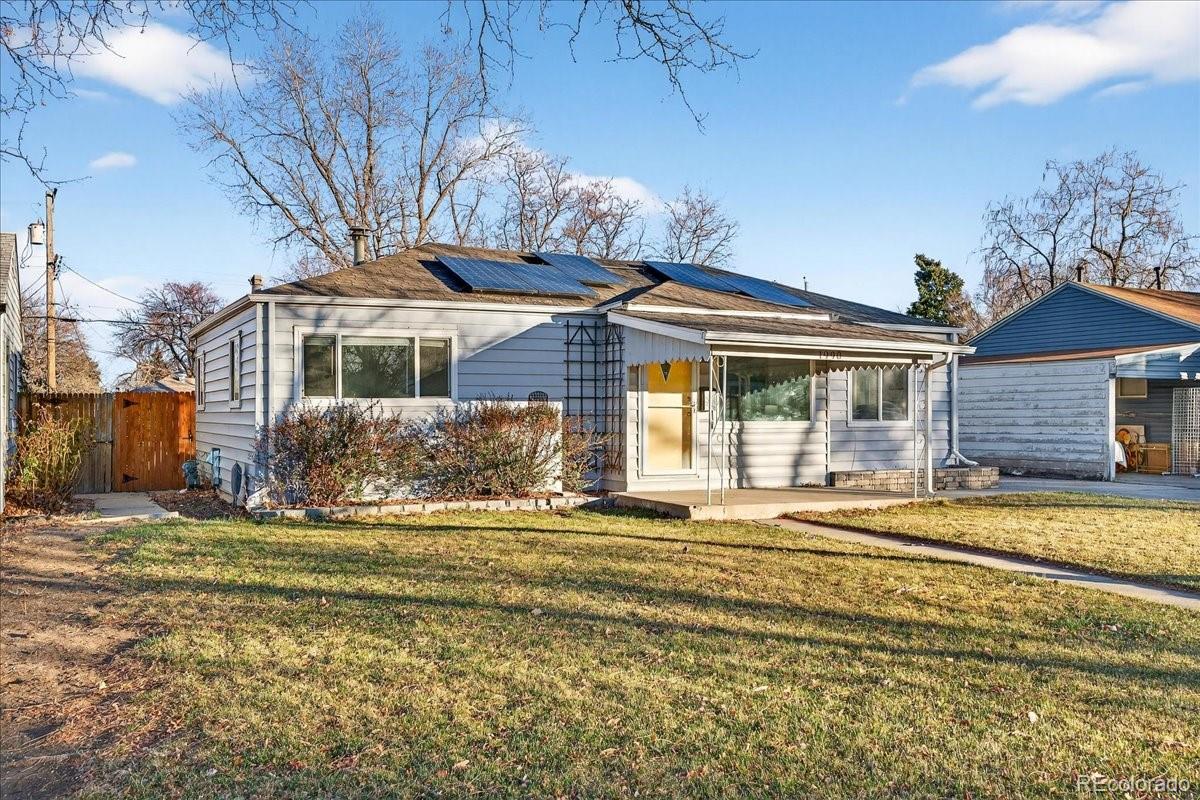 1990 S Irving Street