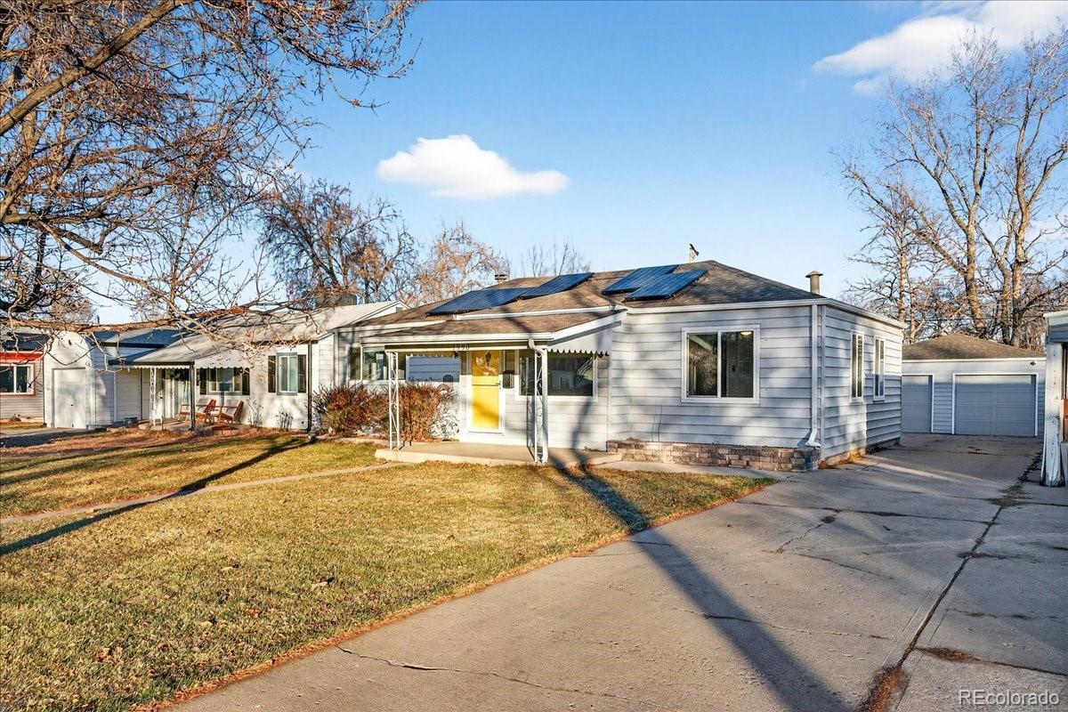 1990 S Irving Street