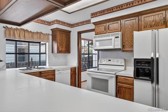 8144 Carr Circle