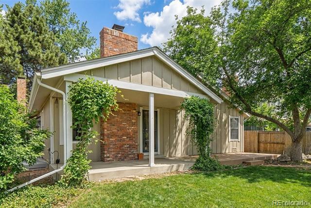8144 Carr Circle