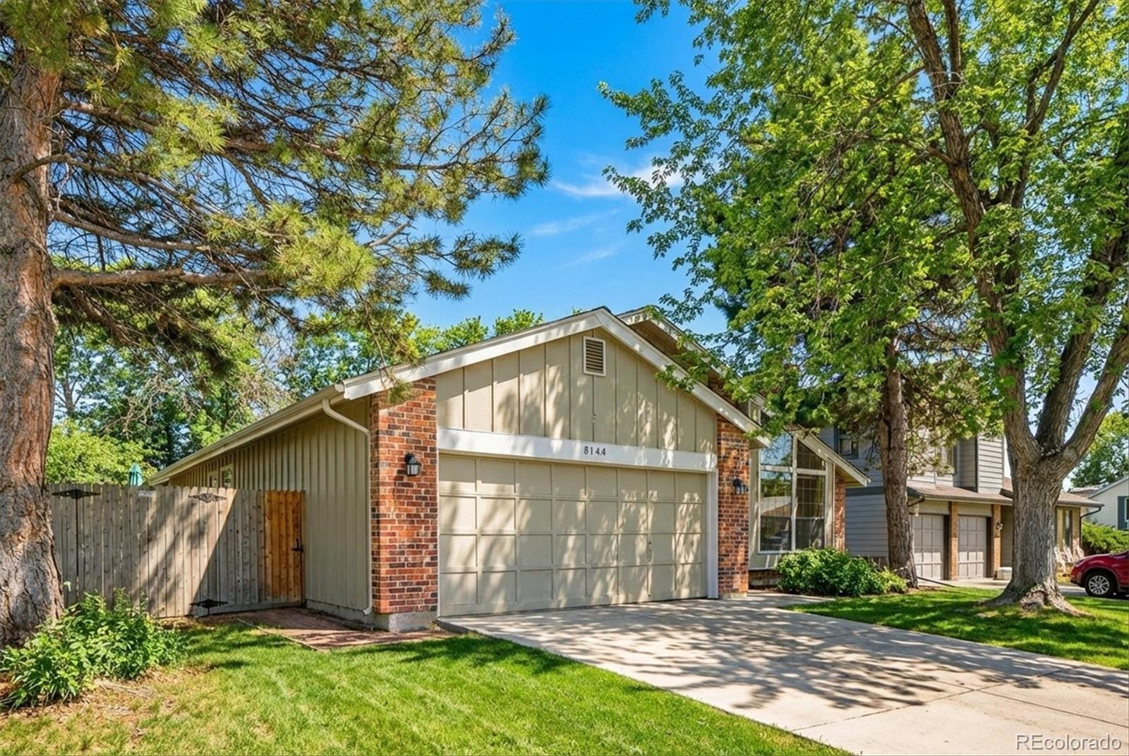 8144 Carr Circle
