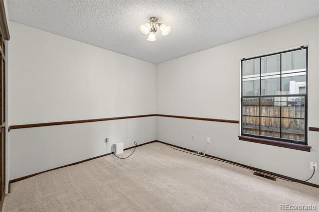 8144 Carr Circle