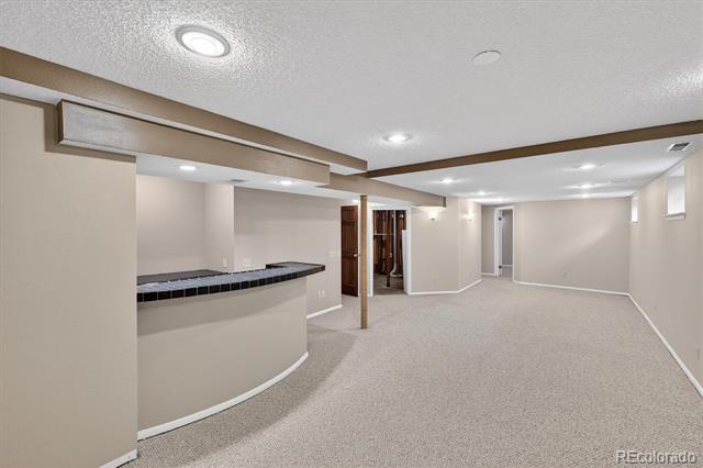 8144 Carr Circle