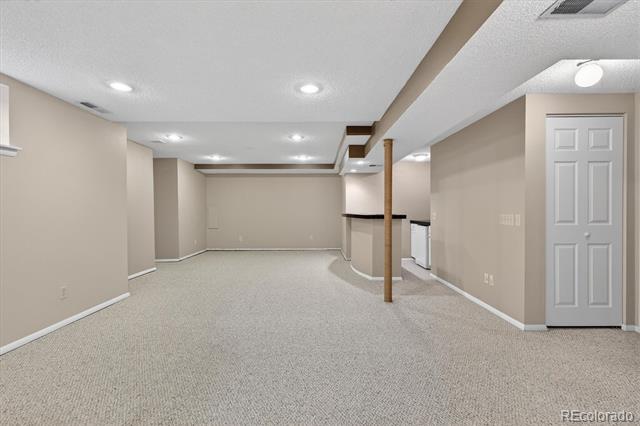 8144 Carr Circle