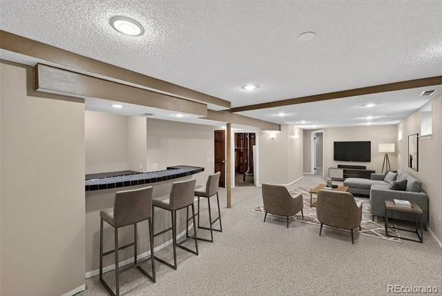 8144 Carr Circle